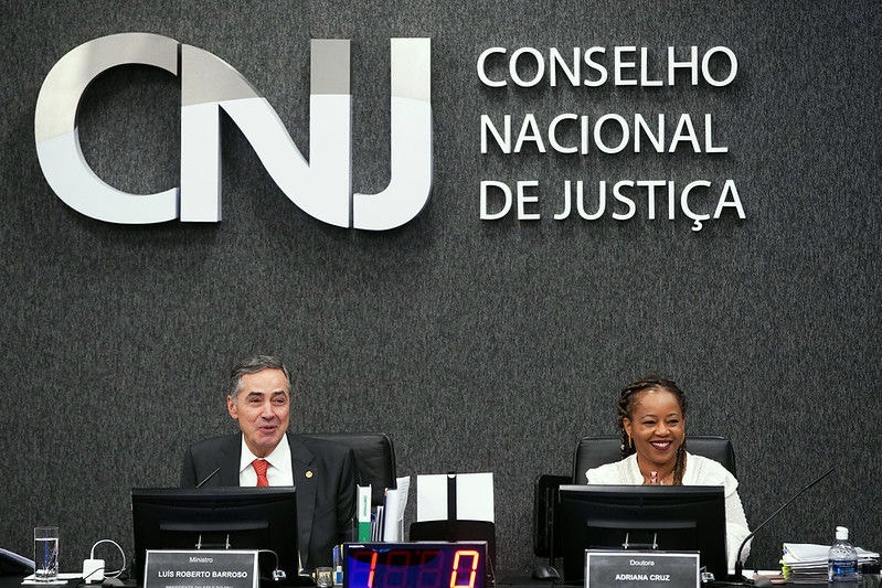 Presidente do CNJ desde outubro de 2023, Luís Roberto Barroso tem aproveitado para dialogar com a sociedade por meio da tomada de decisões que desburocratizem a vida do cidadão
