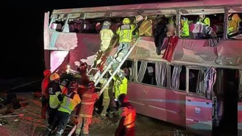 Ônibus de turismo levava 42 passageiros